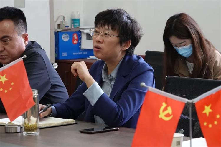 梁山縣縣委常委、常務(wù)副縣長張建芬蒞臨正陽集團(tuán)調(diào)研指導(dǎo)工作